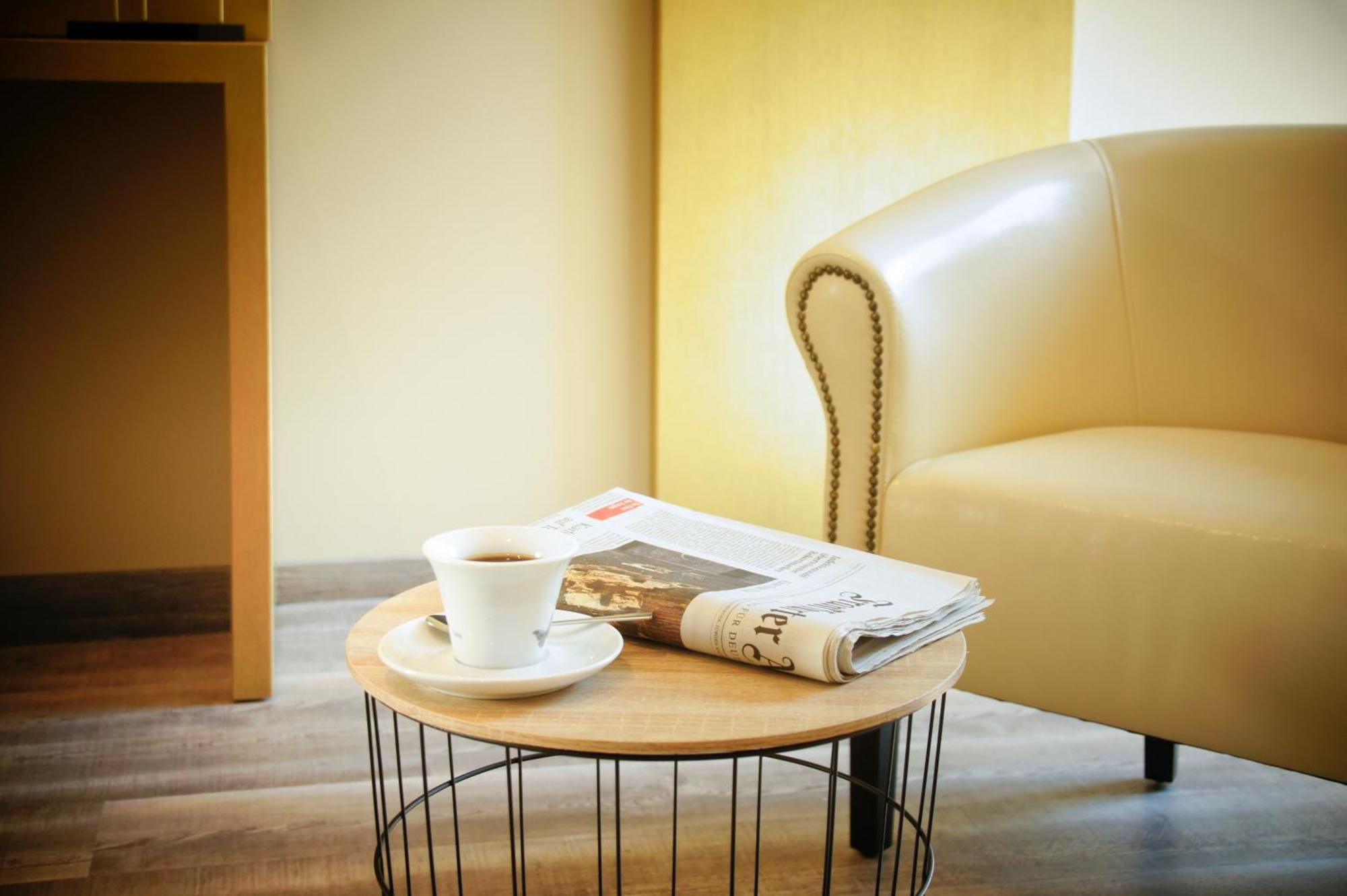 Hotel Athen Kelsterbach Frankfurt Airport Екстер'єр фото