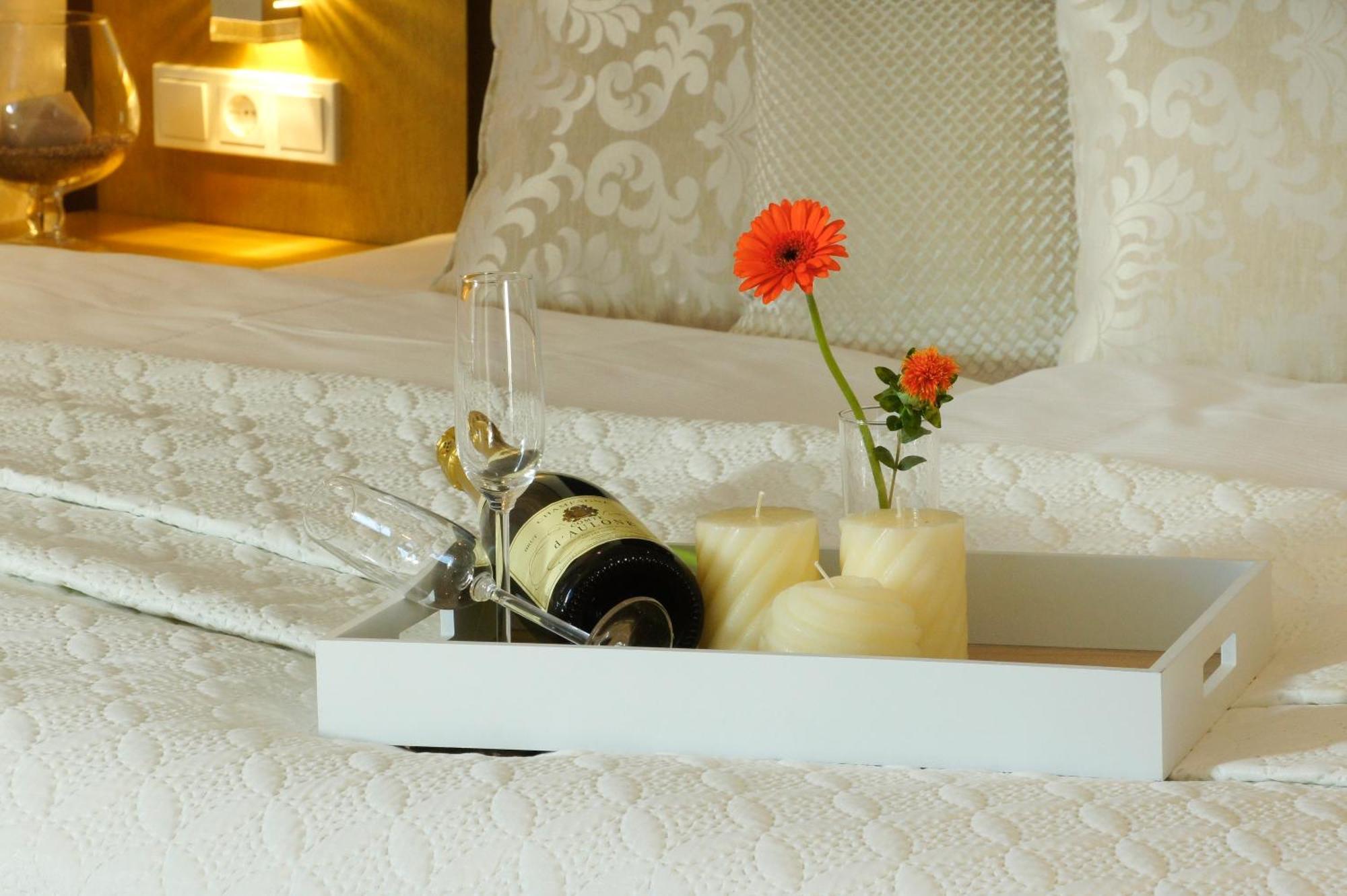 Hotel Athen Kelsterbach Frankfurt Airport Екстер'єр фото