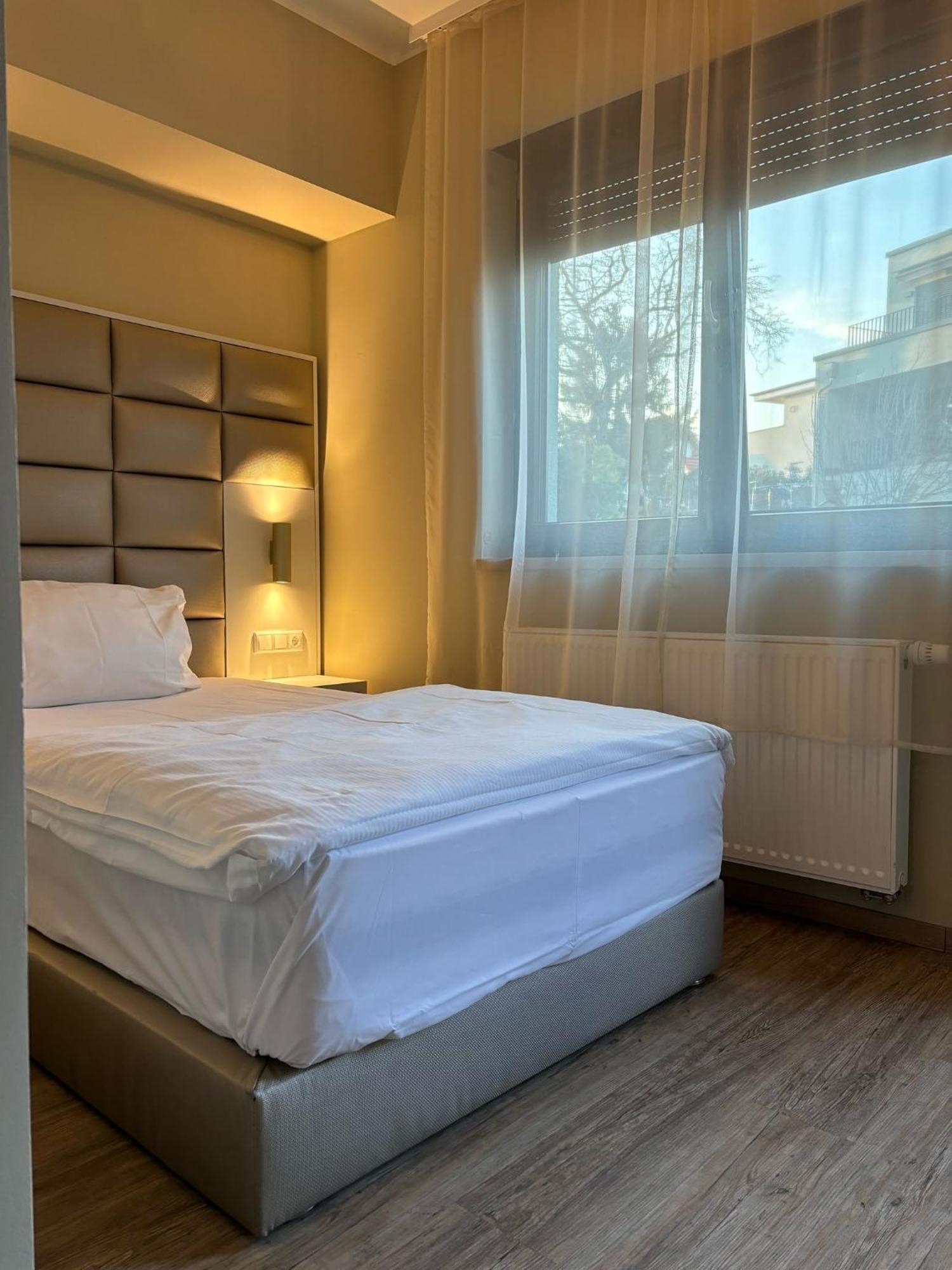 Hotel Athen Kelsterbach Frankfurt Airport Екстер'єр фото